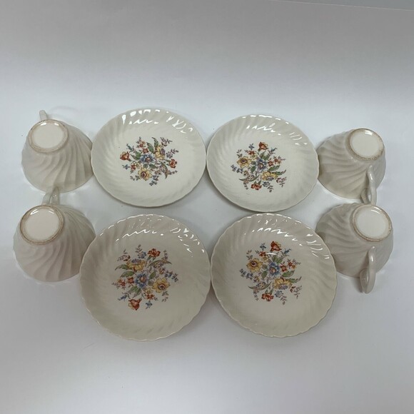 Vintage Clifton by Royal Cups and Saucers Ivory Floral Swirl Rim Lot of 8 - Picture 5 of 8